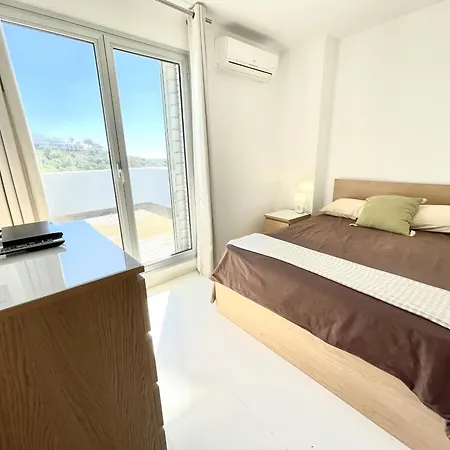 Casa Espaciosa Con Piscina, Aire Acondicionado Y Jardin Cerca De La Playa De Vilanova - Es-332-9 * Sant Pere De Ribes